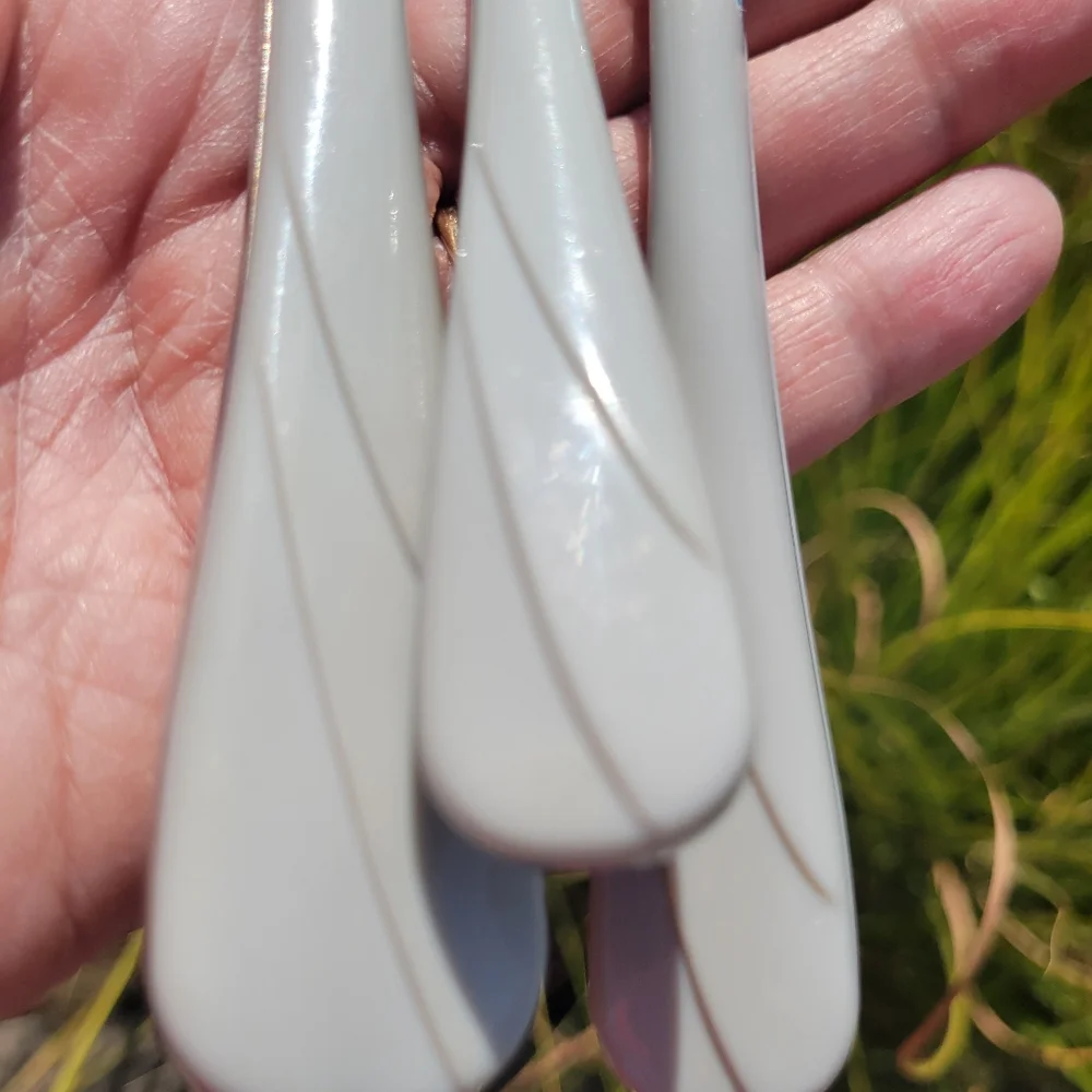 Fiesta Pearl Gray Flatware ~ Knife & 2 Small Forks ~ Retired Swirl ~ Post 86